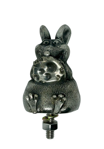 Rat with cheese hood ornament - rat,