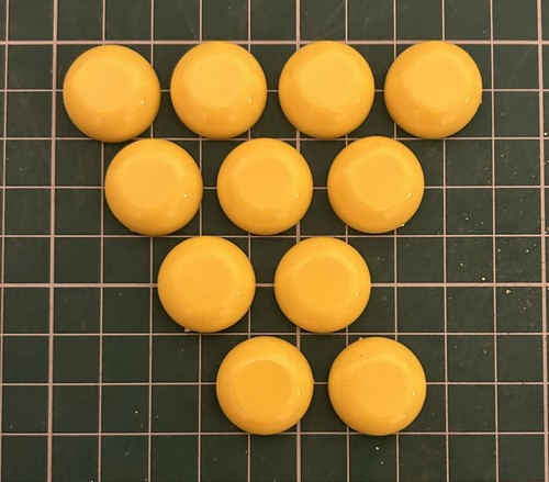 Subbuteo heavyweight yellow - subbuteo,