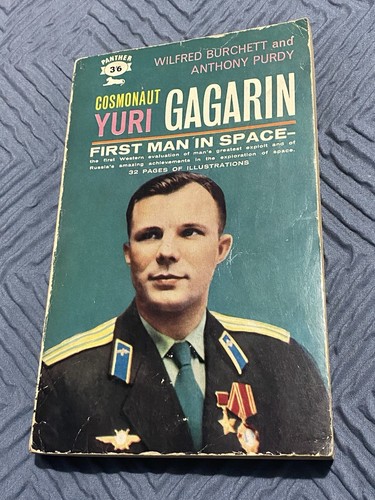 Cosmonaut yuri gagarin first - cosmonaut,