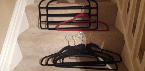 Coat hangers velvet 9 in - coat,