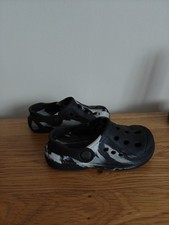 Boys black tie dye size 9