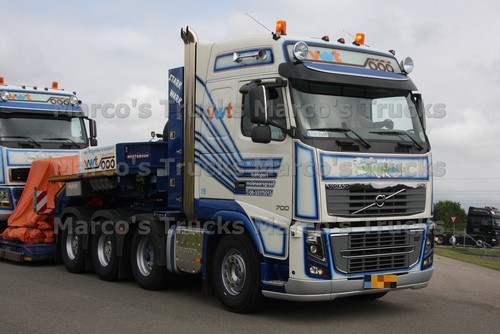 Truck photo volvo - truck,