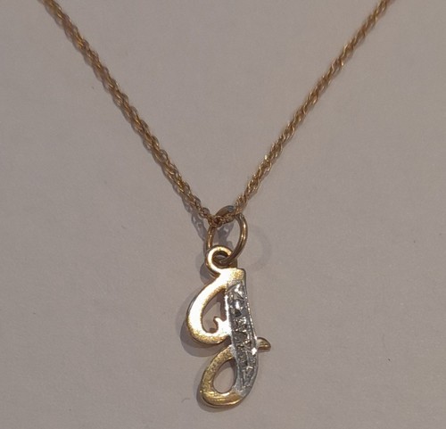 9ct gold initial pendant - initial,