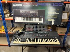 Yamaha Portatone PSR-400 Keyboard 