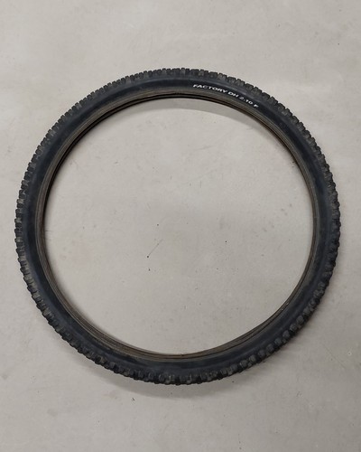 Tioga factory f tyre - 2.10,