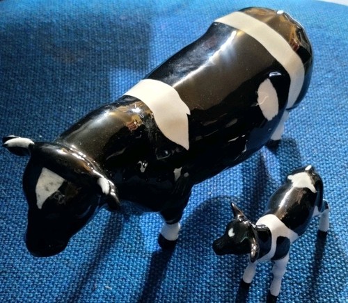 Beswick friesian bull - friesian,