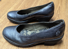 FLY LONDON Wedge Womens Dark