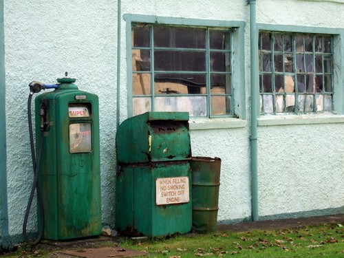 Photo petrol pump old - -,