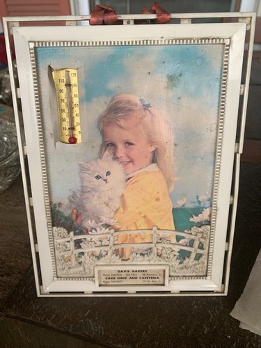 Vintage advertising bakelite - advertising,