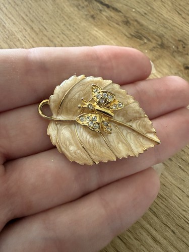 Vintage enamel gold tone leave - vintage,