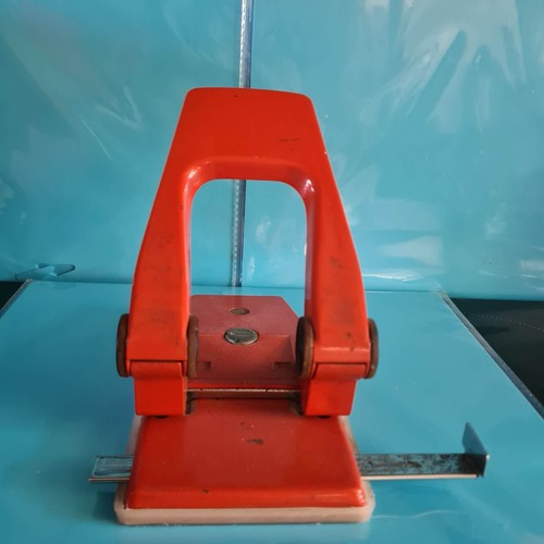Hole punch stationary paper - punch,