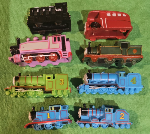 Trains from thomas the tank - 8x,