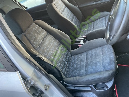 Peugeot 307 mk1 - s, (ph1)