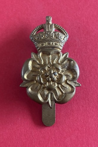 Genuine ww1 ww11 the queen - genuine, queen's