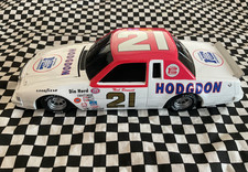 Neil Bonnett #21 HODGSON 1/24