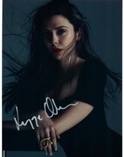 Elizabeth Olsen 8x10