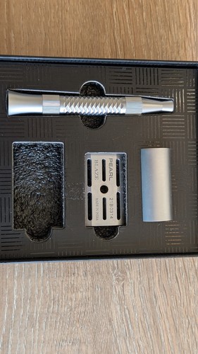 Pearl blaze safety razor - pearl,