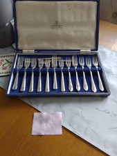 Antique Cake Forks Silver Plated Harrison Brothers and Howson Sheffield In Box