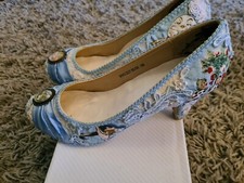 Alice In Wonderland Shoes
