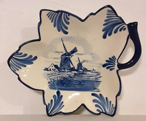 Delft leaf shaped bonbonniere - leaf,