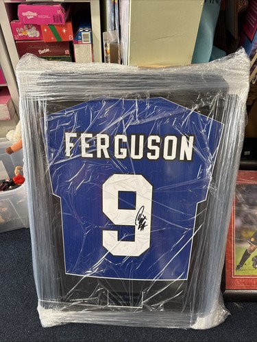 Signed duncan ferguson everton - duncan,