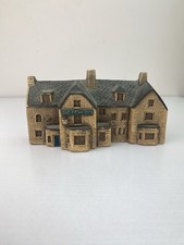 Philip Laureston - Old New Inn - 921 - Miniature House Ornament