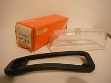 N.O.S LUCAS, NUMBER PLATE LAMP LENS/RUBBER (CLASSIC MASSEY FERGUSON TRACTORS)