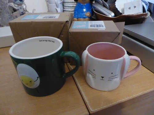 Brand new easter mugs - brand, boxed