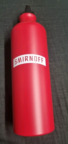 Smirnoff vodka metal - vodka, carry