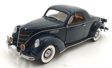 Precision 100 1/18 Scale Diecast 32890M - 1937 Lincoln Zephyr - Dark Blue