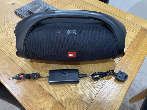 Jbl boombox portable - 2,