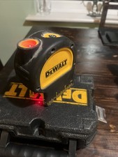 Dewalt Lazer Plumb Bob DW082 Laser Level with Case and Batteries