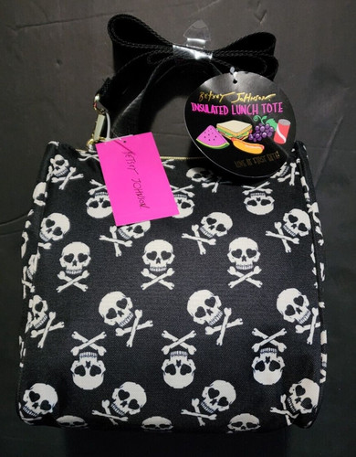 Betsey johnson skull - betsey,