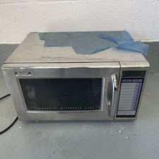 Sharp R-22AT 1000w Commercial
