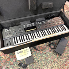 Yamaha DX7 II-FD 16-Voice