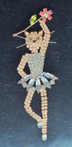 Butler wilson brooch - wilson, rare