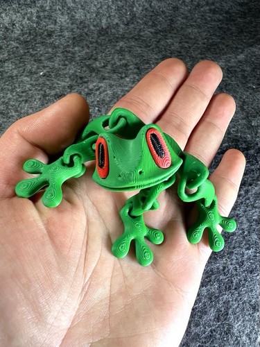 Magnetic movable green frog - movable, 3d