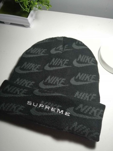 Supreme nike jacquard logo - supreme,