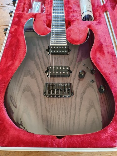 Ibanez prestige rgr5221b - prestige,