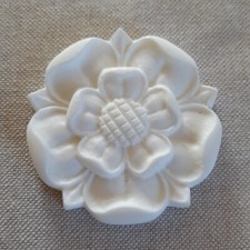 A 6cm white resin not oak
