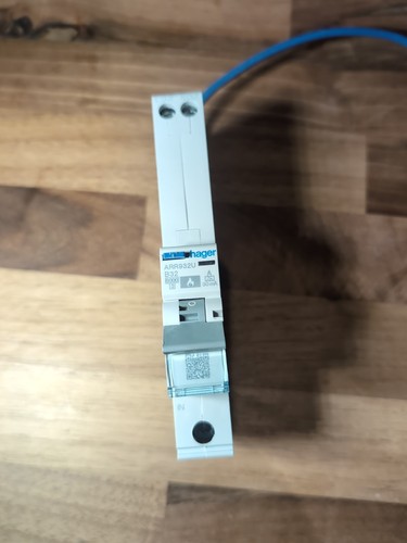 Hager arr932u amp - arr932u, curve
