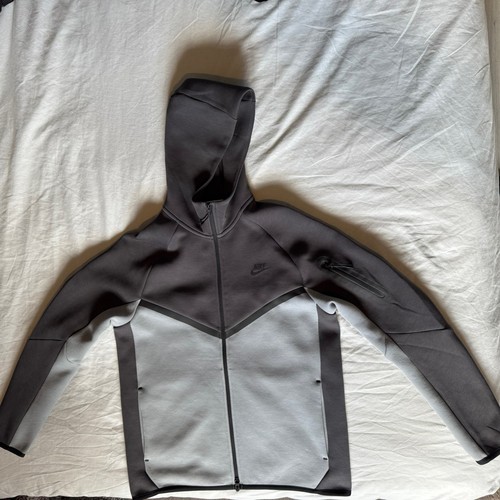 Nike tech fleece new - tech,