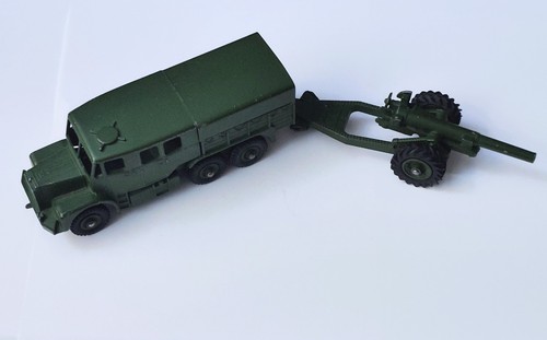 Dinky supertoys 689 medium - no.,
