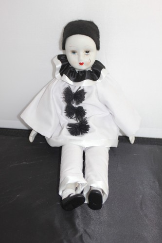 Pierrot the sad clown - pierrot, vintage