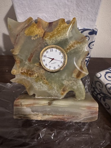 Handmade leaf design - handmade, onyx