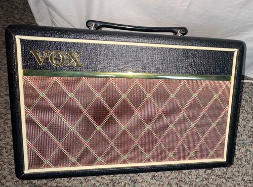 Vox pathfinder 15w solid - 15w,