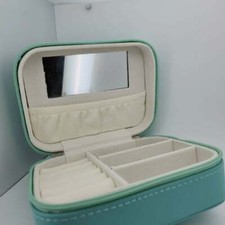 Mele & Co. Dorothy Travel