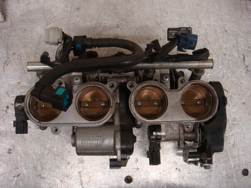Yamaha yzf 4c8 2007 - r1,