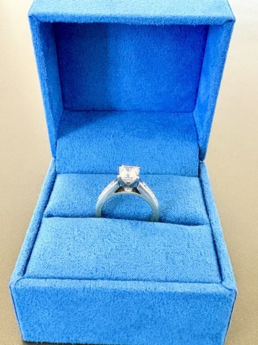 Stunning 24ct princess cut - stunning, 1.24ct