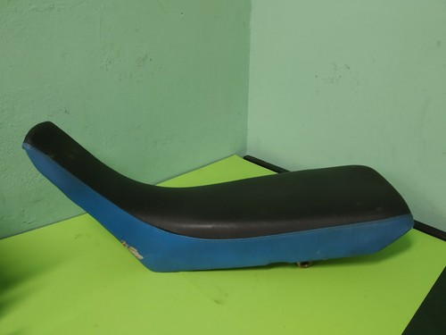 Yamaha 200 dt200 - dt200, seat